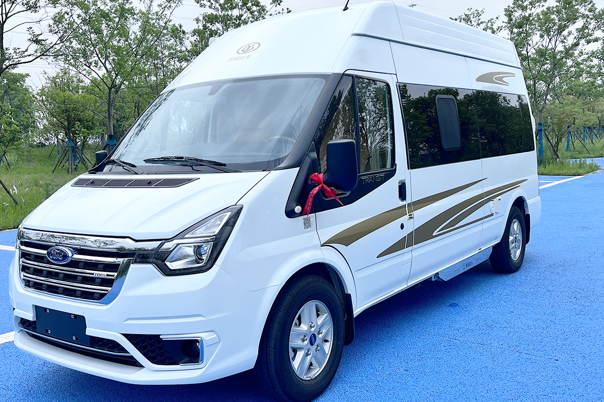 長軸高頂B型房車，商旅兩用兼顧代步！景驛福特新世代Pro斗牛士